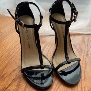 Black high heels size 6